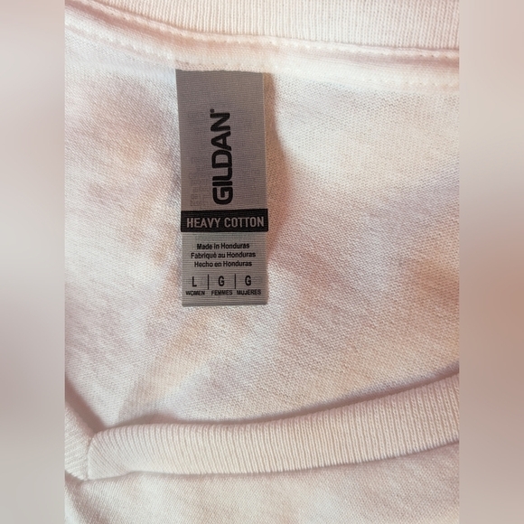 Sz LG Taylor Swift shirt 😁 - Picture 4 of 4